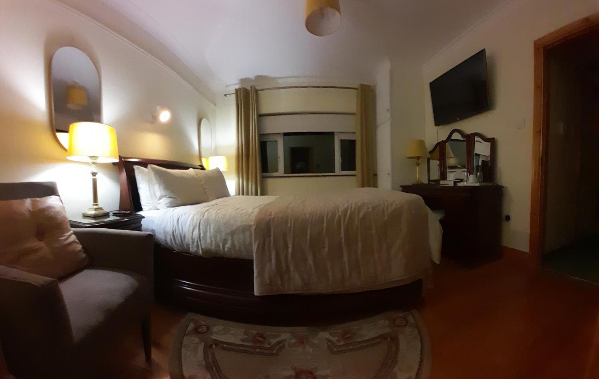 Woodhaven Manor H91Rc9D Hotel Galway Eksteriør billede